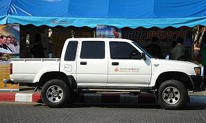 Click image for larger version. 

Name:	800px-Toyota_Hilux_ministry_of_energy.jpg‏ 
Views:	732 
Size:	79.2  
ID:	13893
