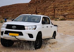 Click image for larger version. 

Name:	hilux 2016 stealth winch mount.jpg 
Views:	131 
Size:	235.7  
ID:	142922